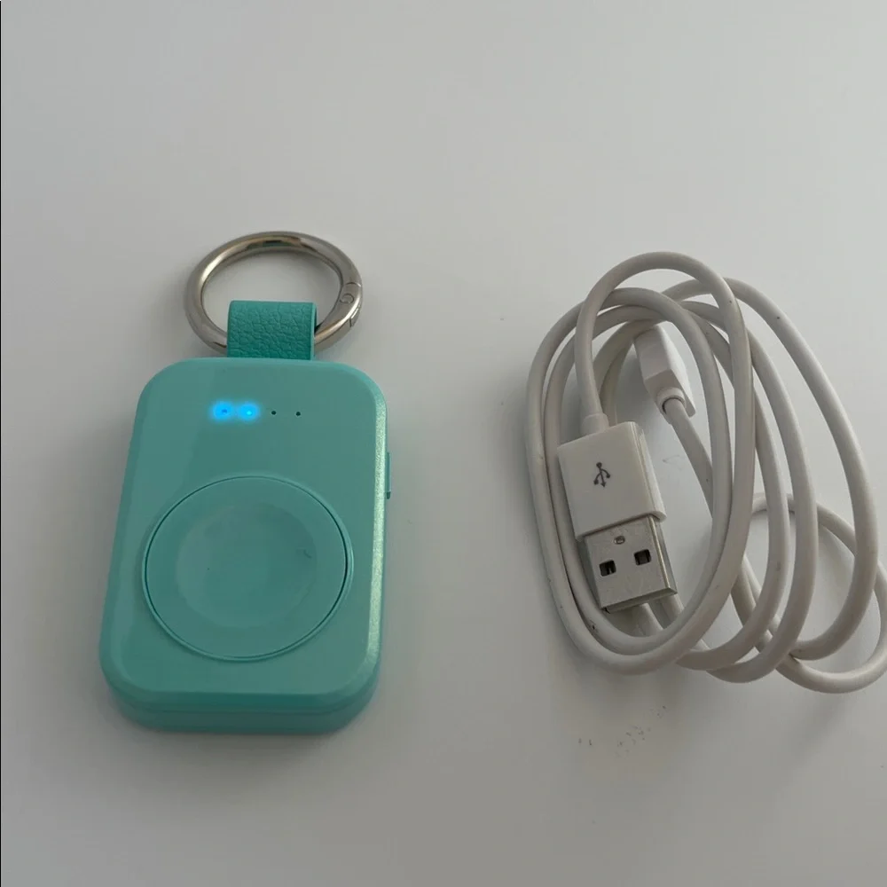 Portable Apple Watch ⌚️ Charger Mint Green